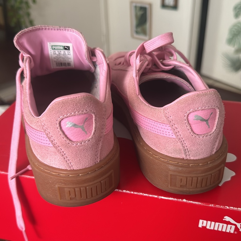 Pink pumas suede shoes🌸💗 - Picture 5 of 5